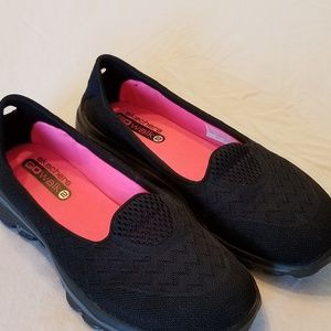 Skechers Go Walk 2